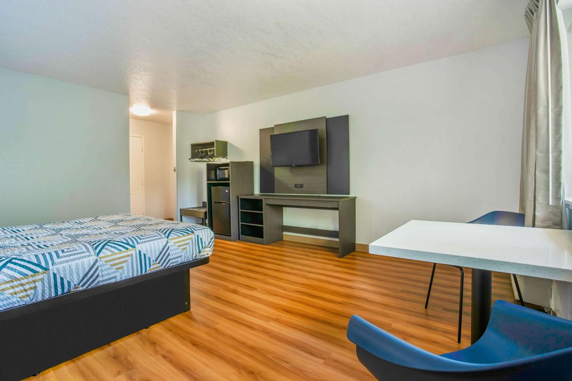 Motel 6-Gresham, Or - Portland Екстер'єр фото