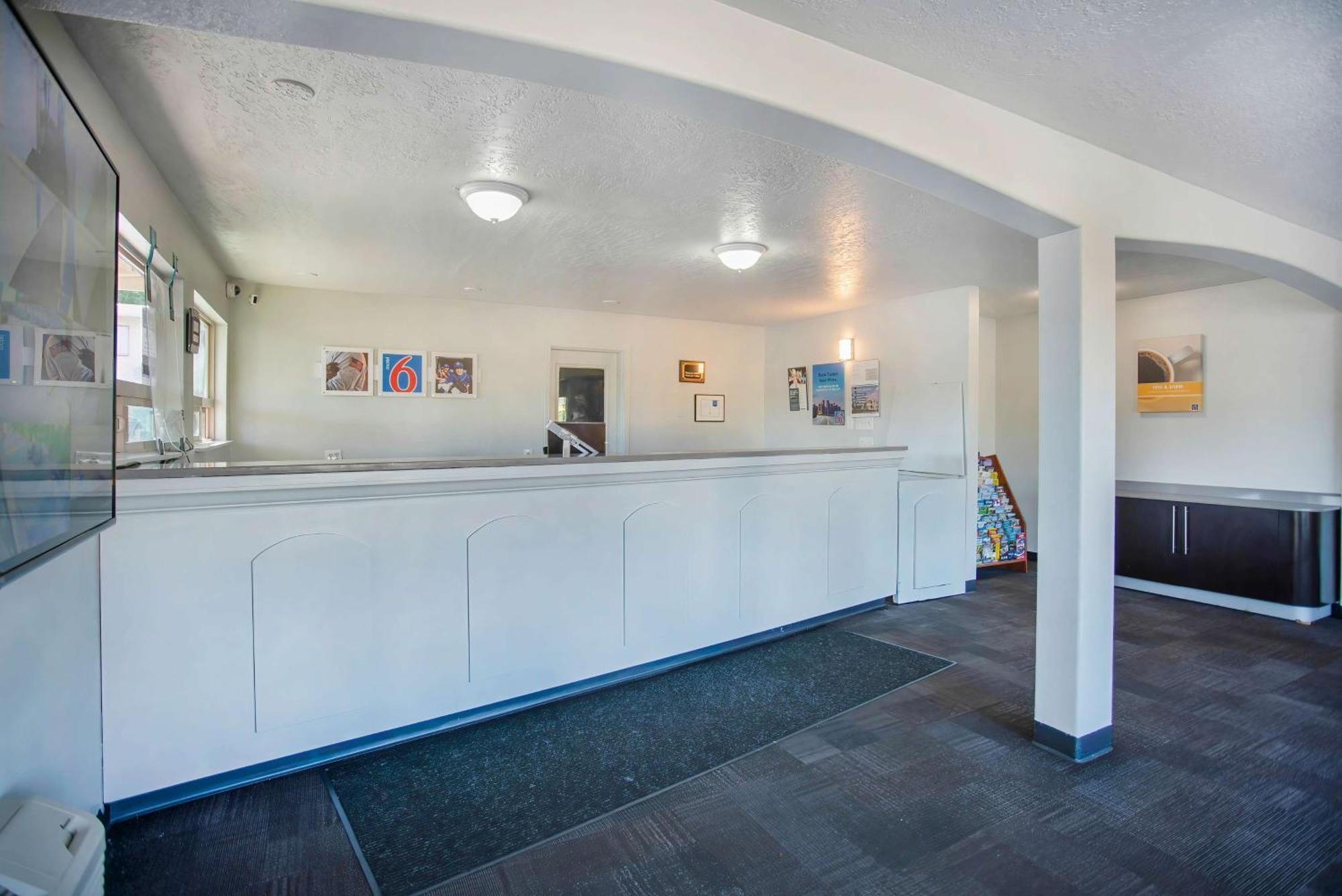 Motel 6-Gresham, Or - Portland Екстер'єр фото